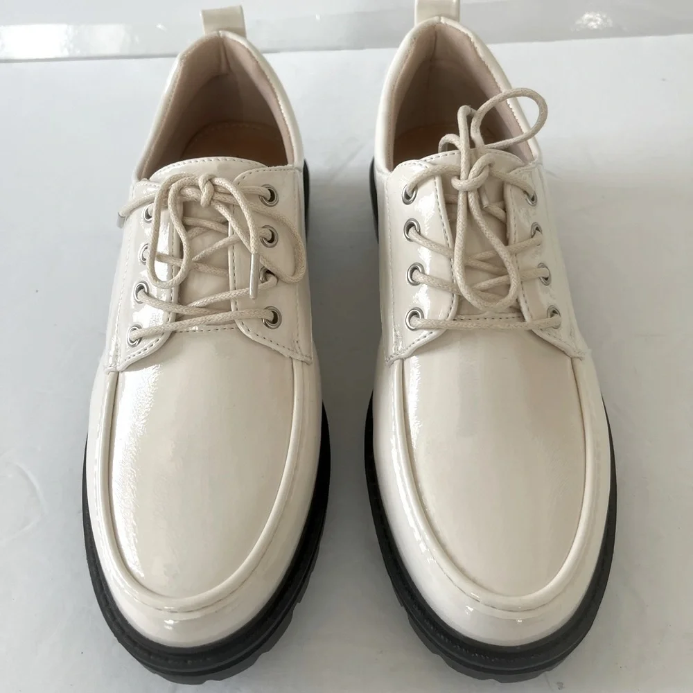 Journee Collection Women Zina Oxford Lace-Up Lug Sole Loafer Shoes Size 6 WD NIB - Picture 12 of 14